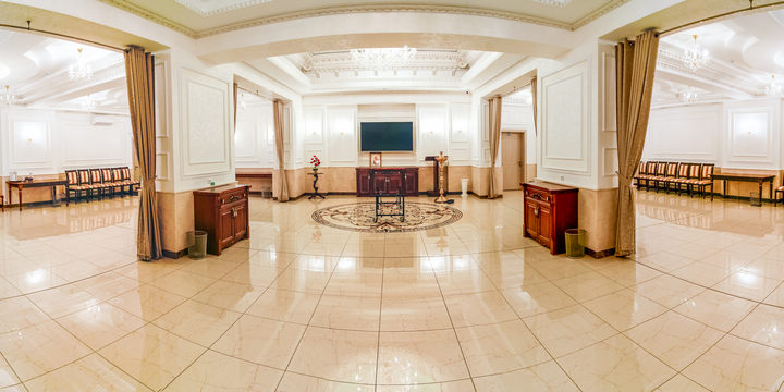 Sală de priveghi mare